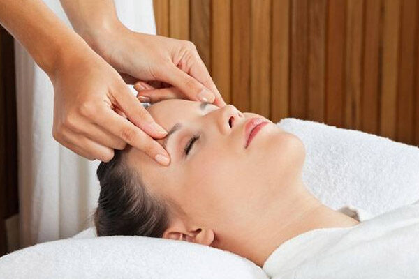 layanan massage - totok wajah layanan massage - totok wajah